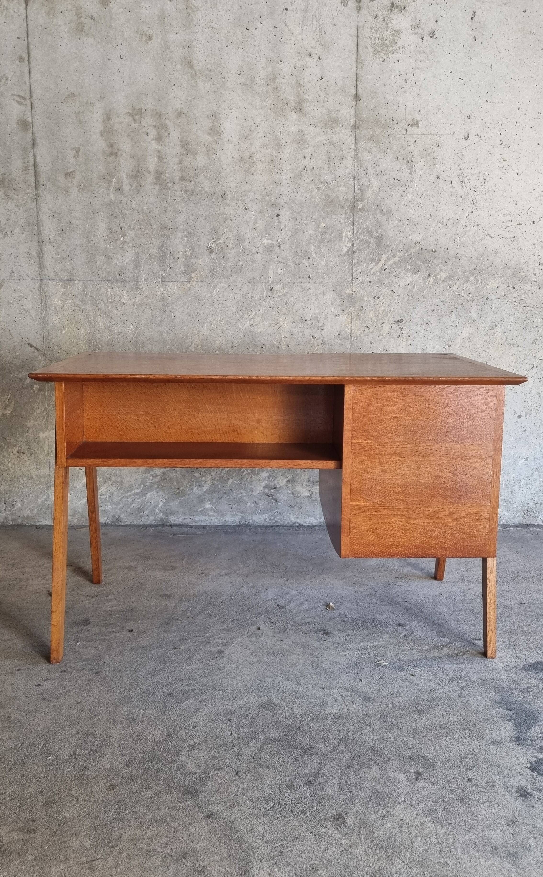 60s office compass feet