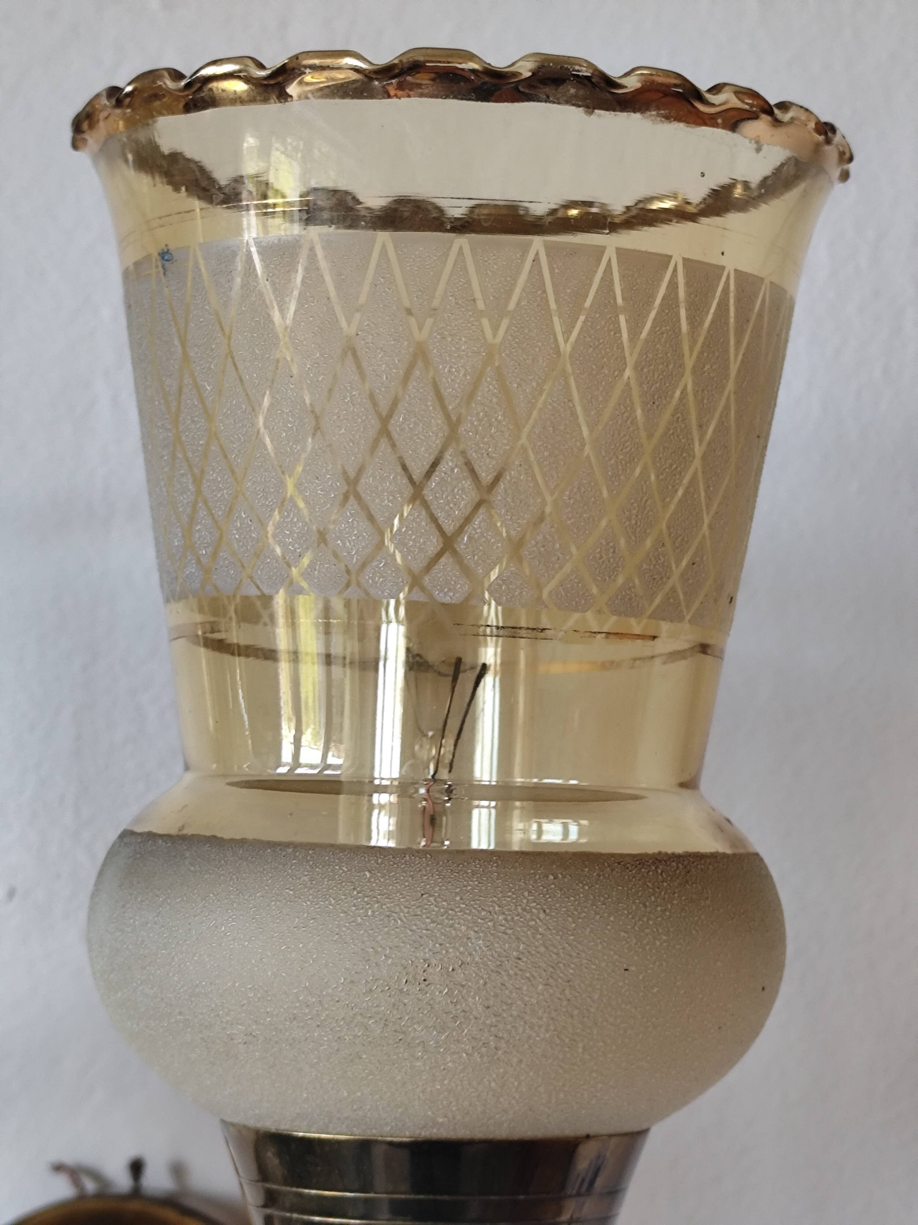 Vintage 50s wall light, 2 light arms, metal, brass and opaque glass tulip