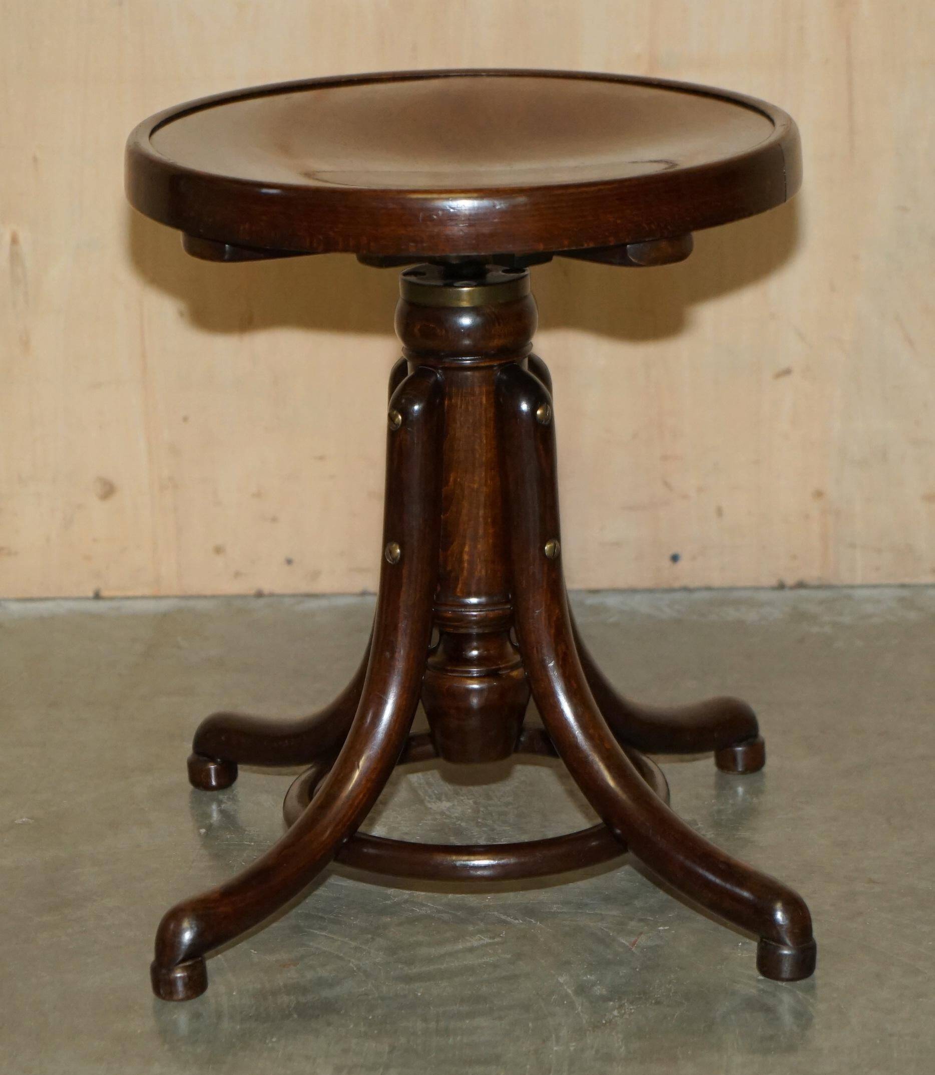 Victorian Thonet dressing table in bent wood with adjustable stool.
