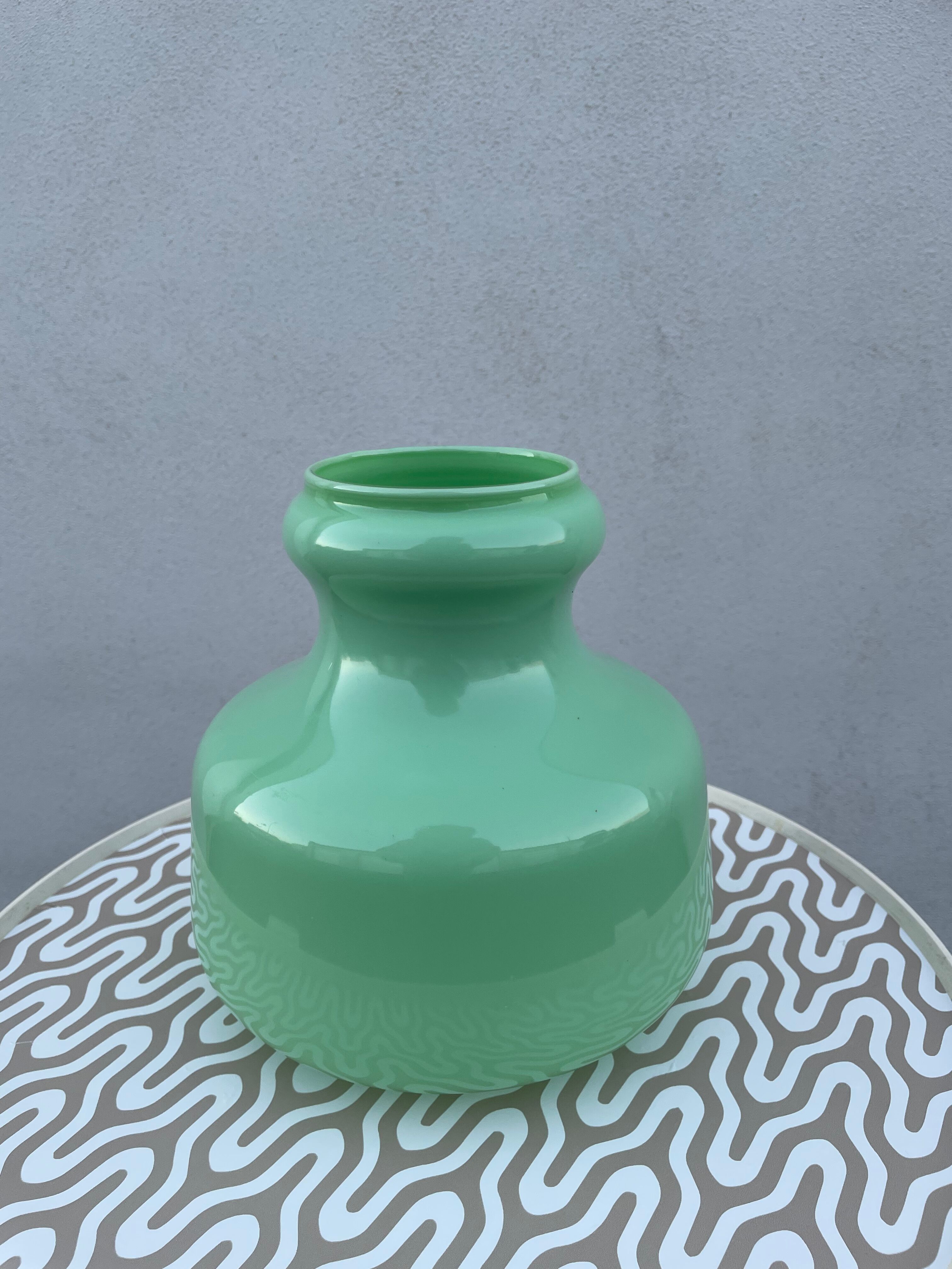 Opaline green globe mint 70s