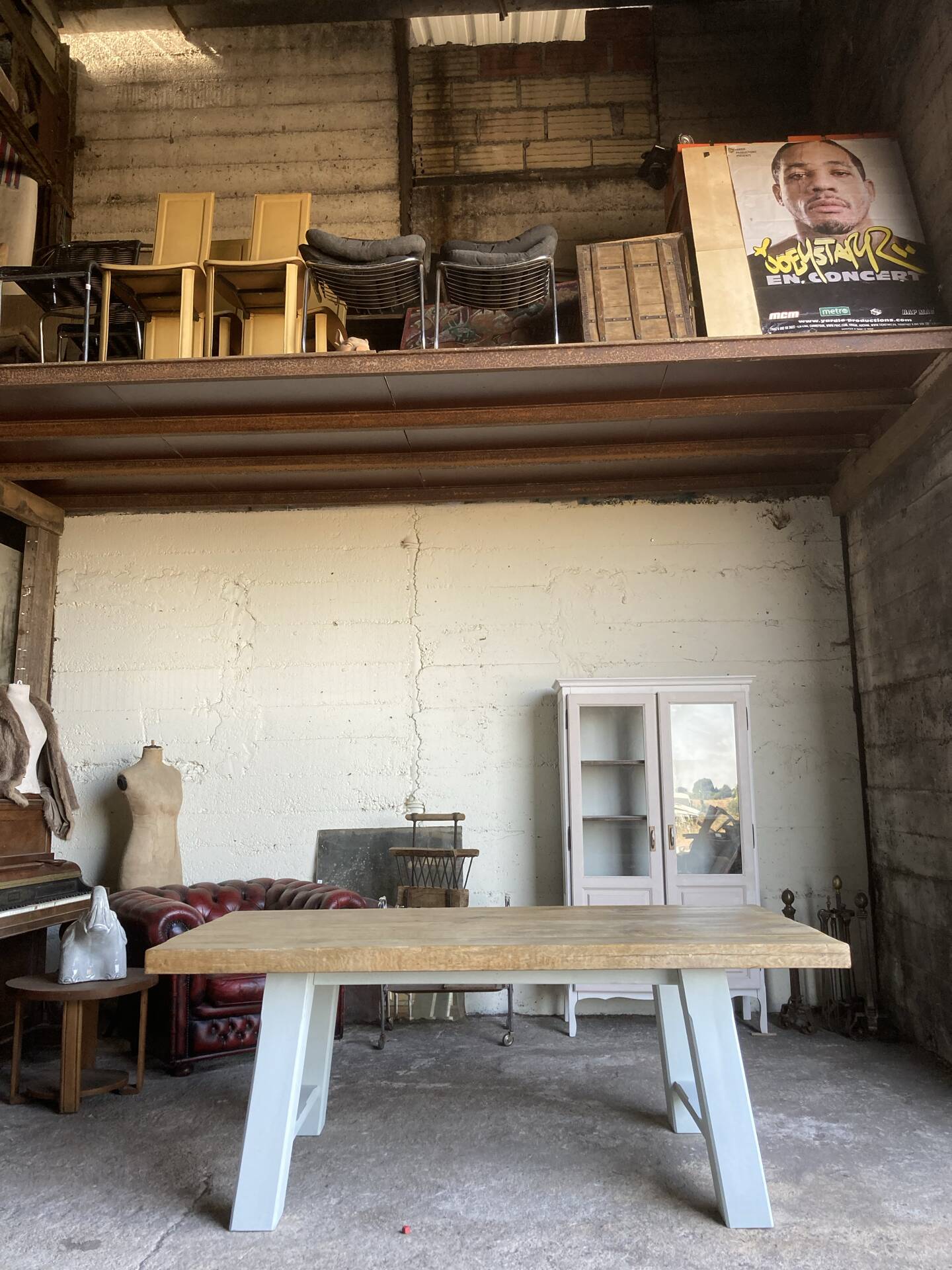 Mountain Farm Table