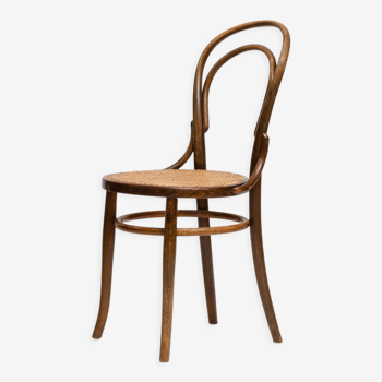 Chair No. 14 in curved wood and Fischel tanned seat