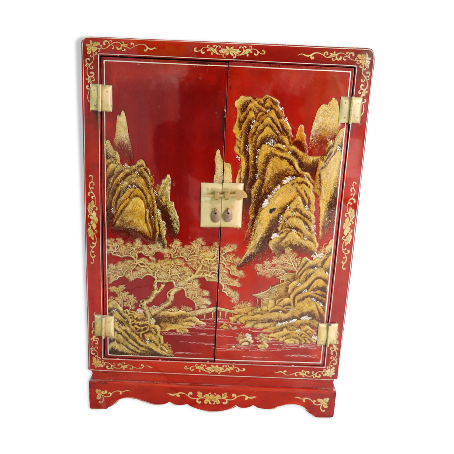Chinese furniture 2 doors lacquered red and gold leaf decorations