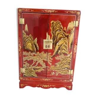 Chinese furniture 2 doors lacquered red and gold leaf decorations