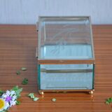 Glass and mirror jewellery box