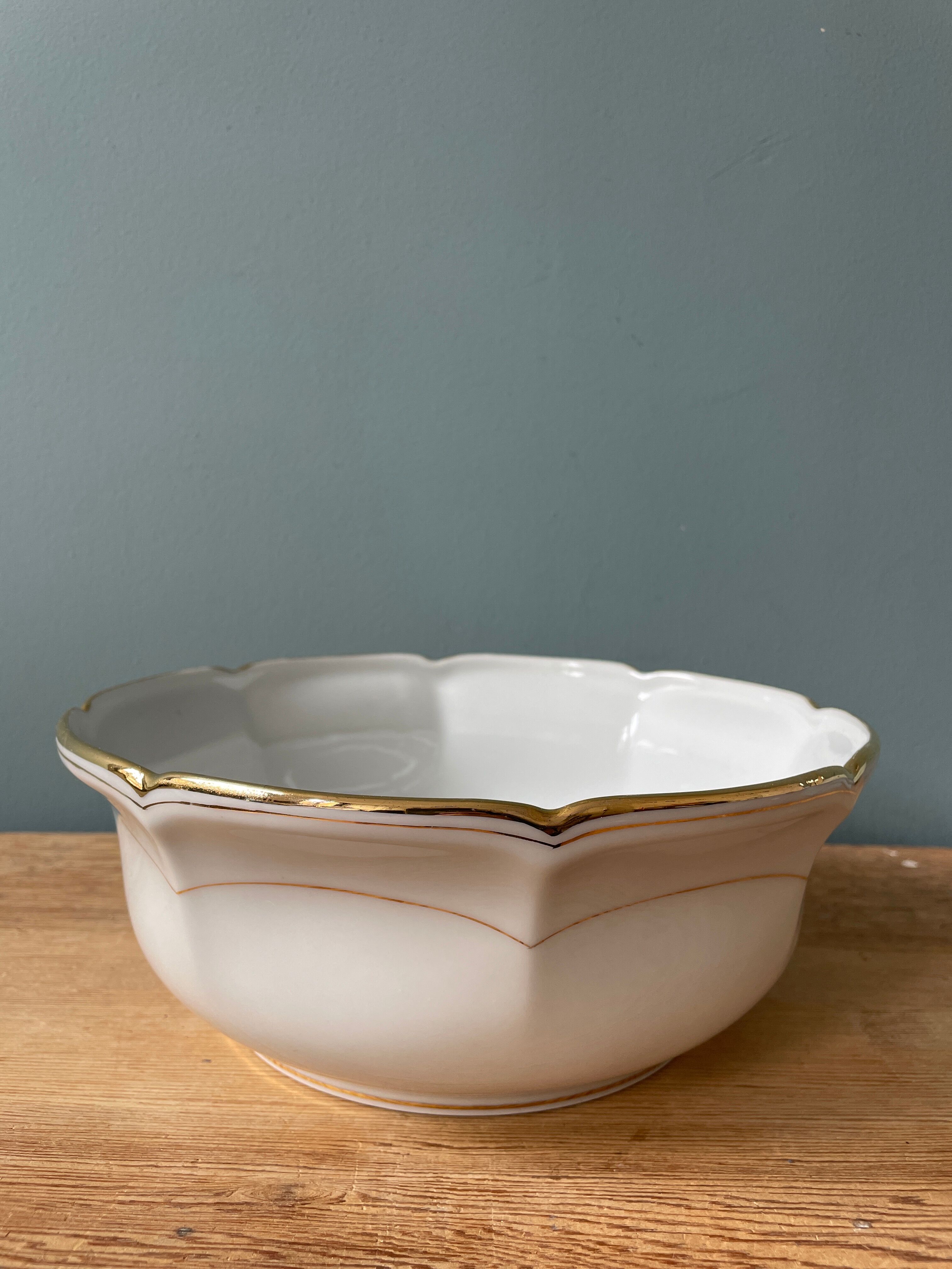 Porcelain salad bowl from Vierzon