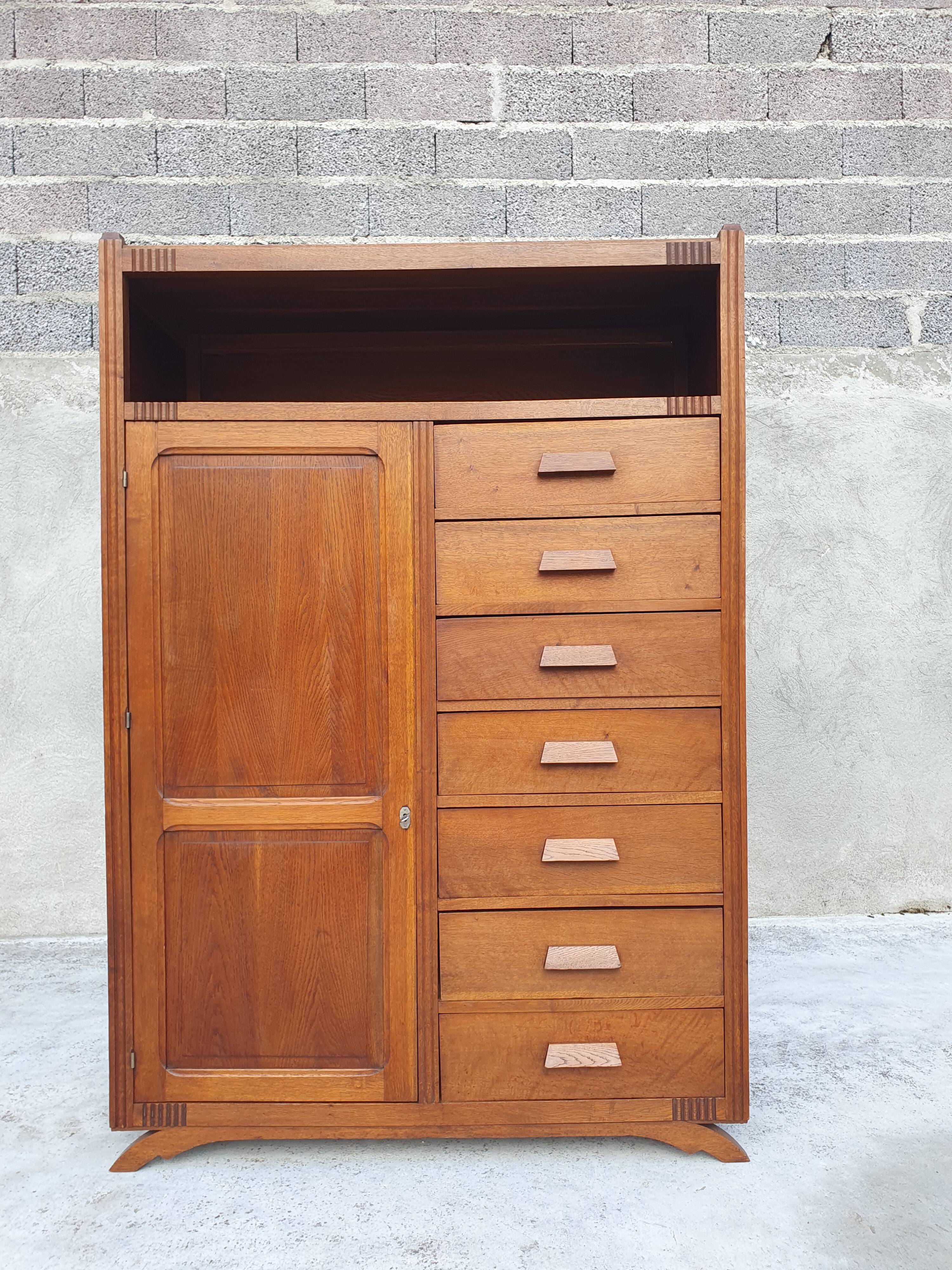 Armoire