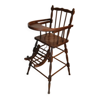 Chaise haute bébé