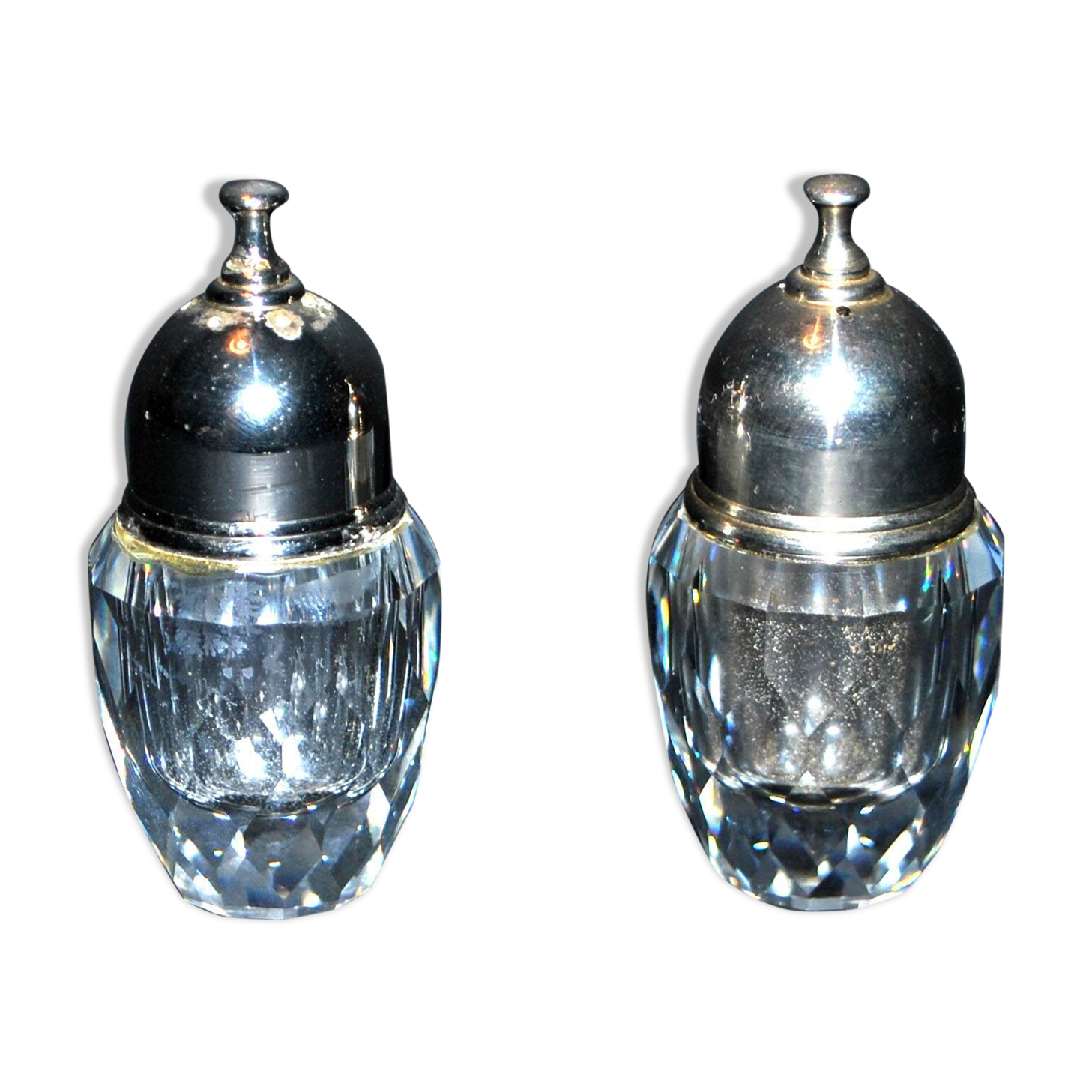 Lot of 2 salt shakers in cut crystal from SWAROVSKI Salt Pepper vintage signed
