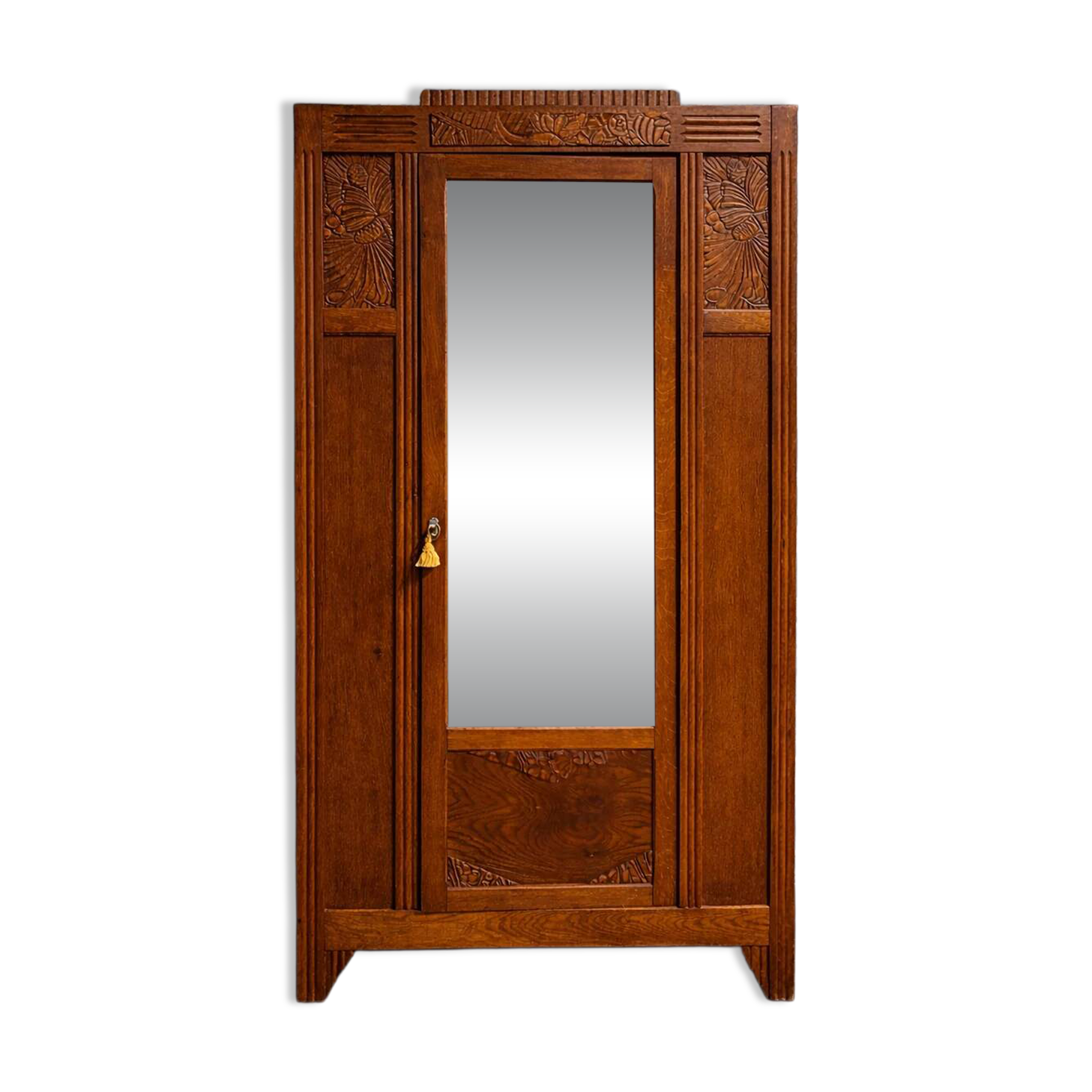 Large Parisian Art Deco wardrobe in solid oak – timeless elegance
