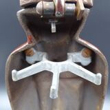 Full chimney servant of his accessories - The enamelled cast iron knight