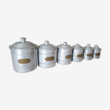 Serie de pots a épices en aluminium