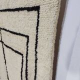 Handmade wool Berber rug 260 x 150 cm