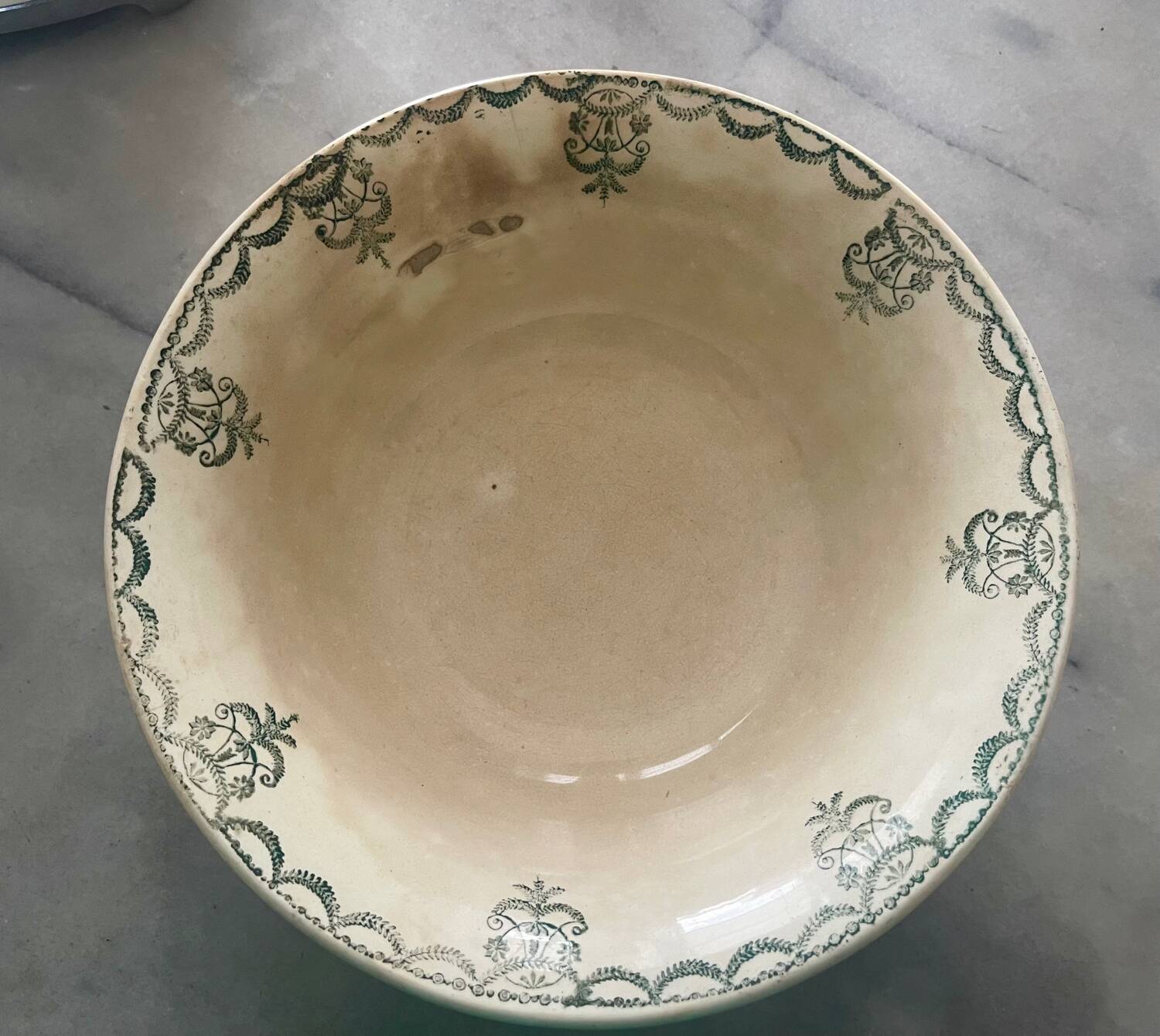 Old iron earth salad bowl