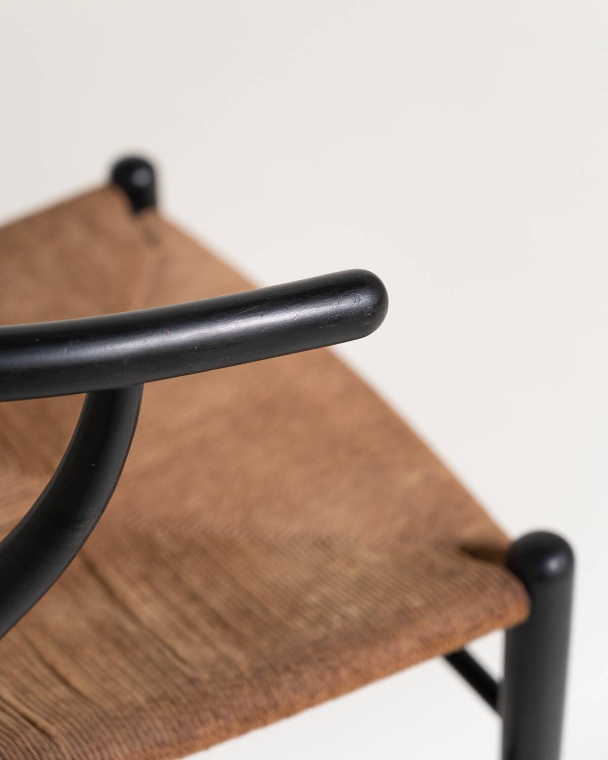 Ensemble de 2 chaises "Wishbone Chair" "CH24" par Hans J. Wegner, 1950