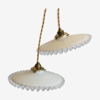 Pair of white opaline suspensions and toothed edges