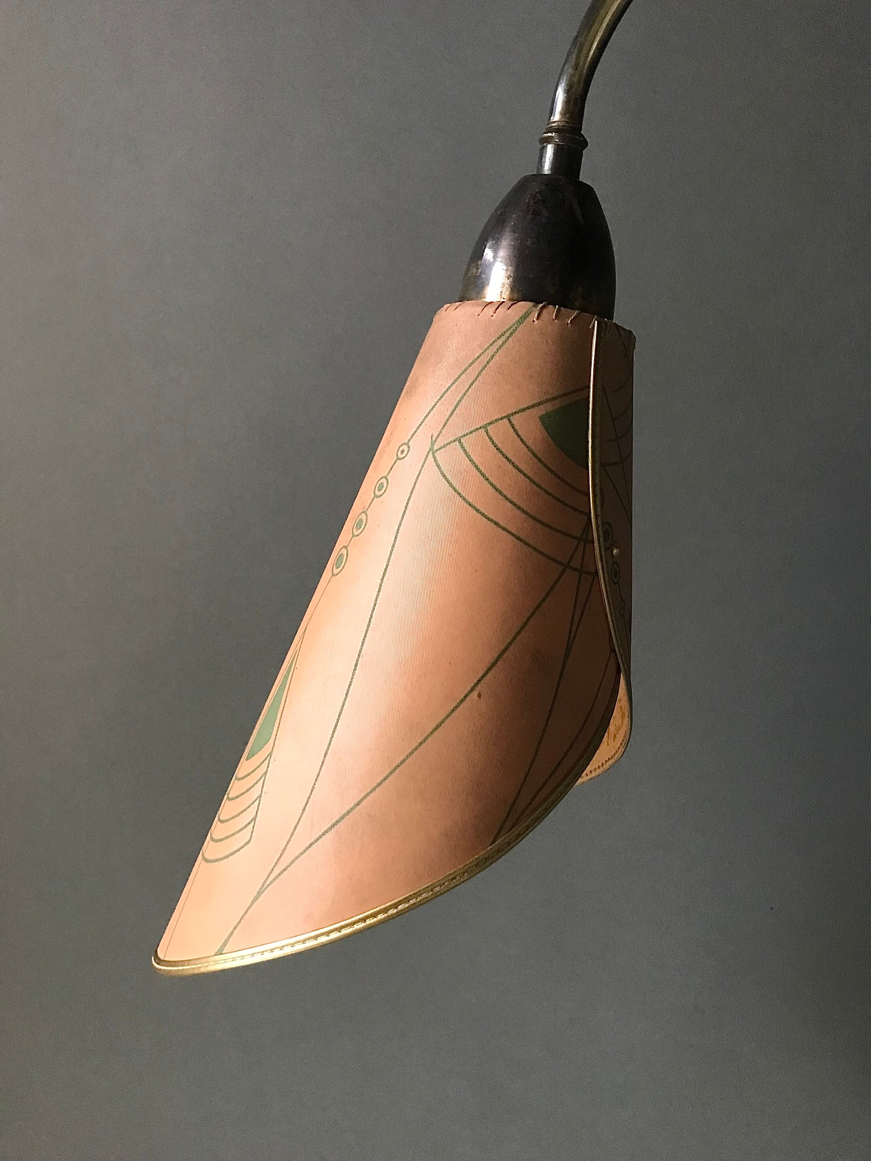 e-reader floor lamp