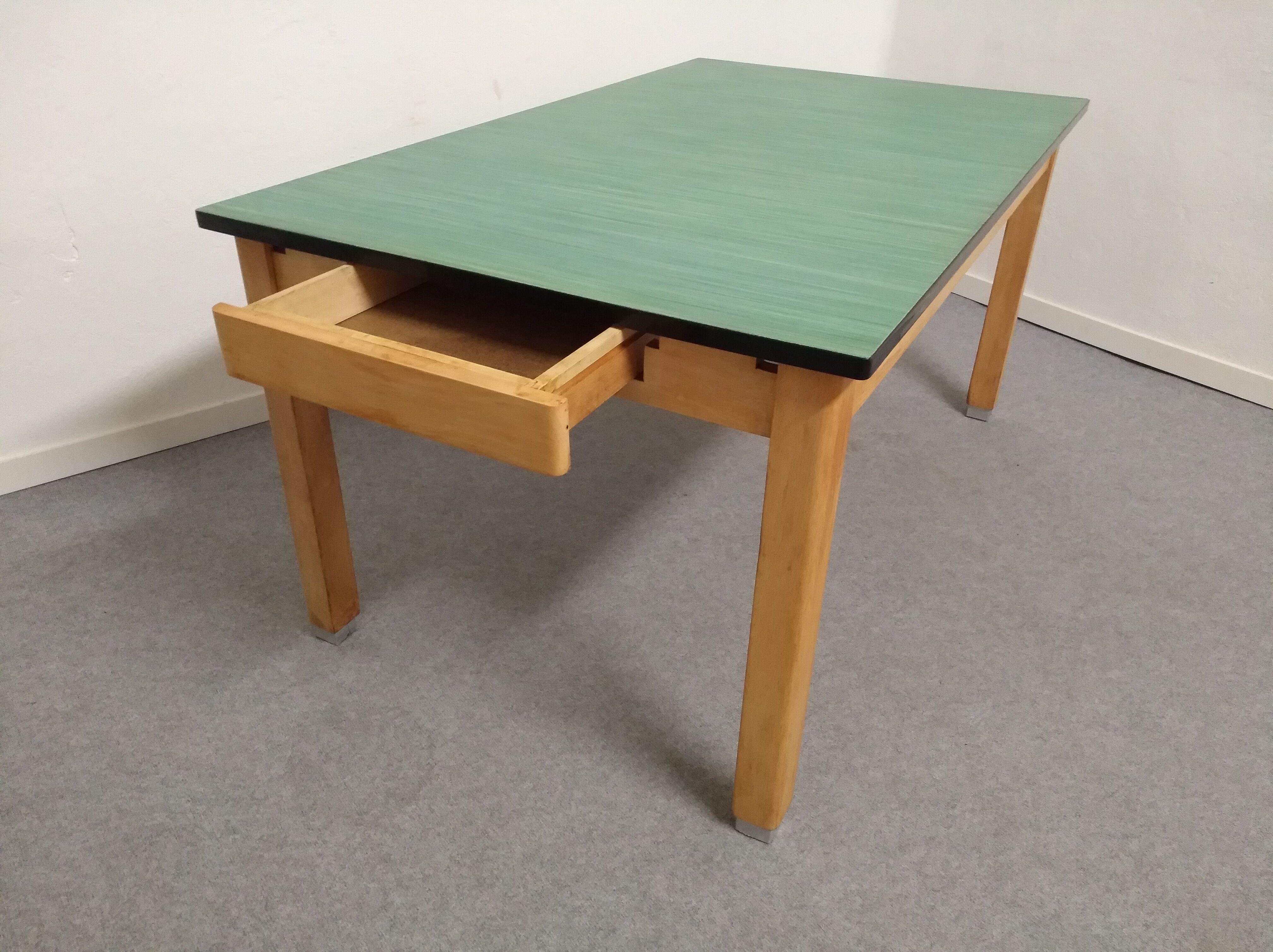 Kitchen table of the 50s/60s