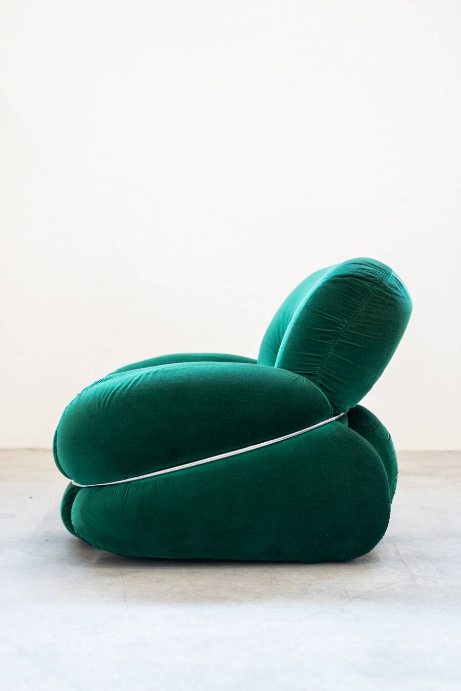 Living room, 2 armchairs and 3-seater sofa, OKAY model, Adriano Piazzesi, 1970