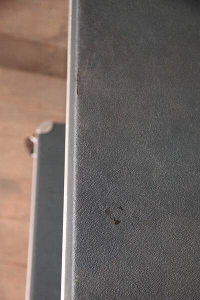 industrial serving roulette table