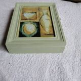 Wall-mounted wooden key box