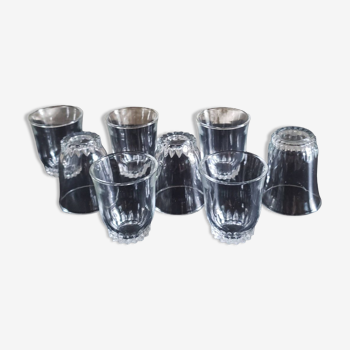 8 liqueur glasses - vintage shot