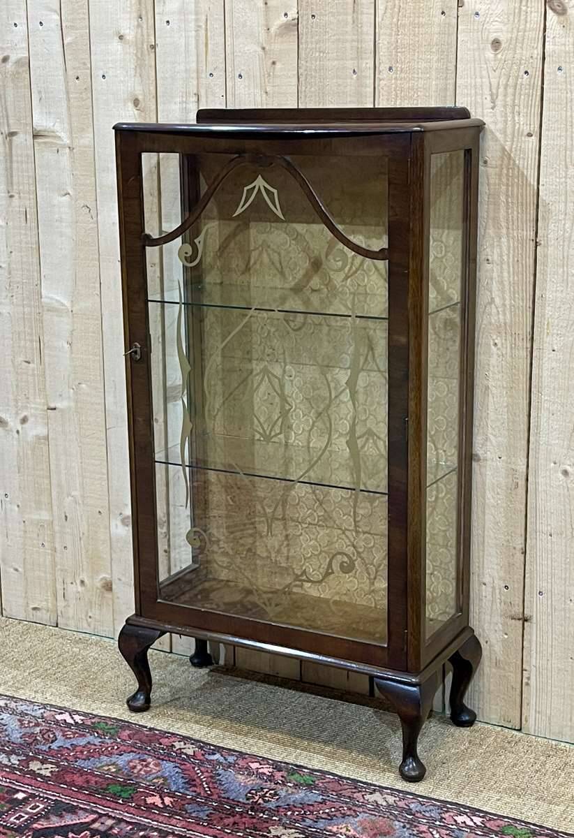 English mahogany display cabinet from the 1950s