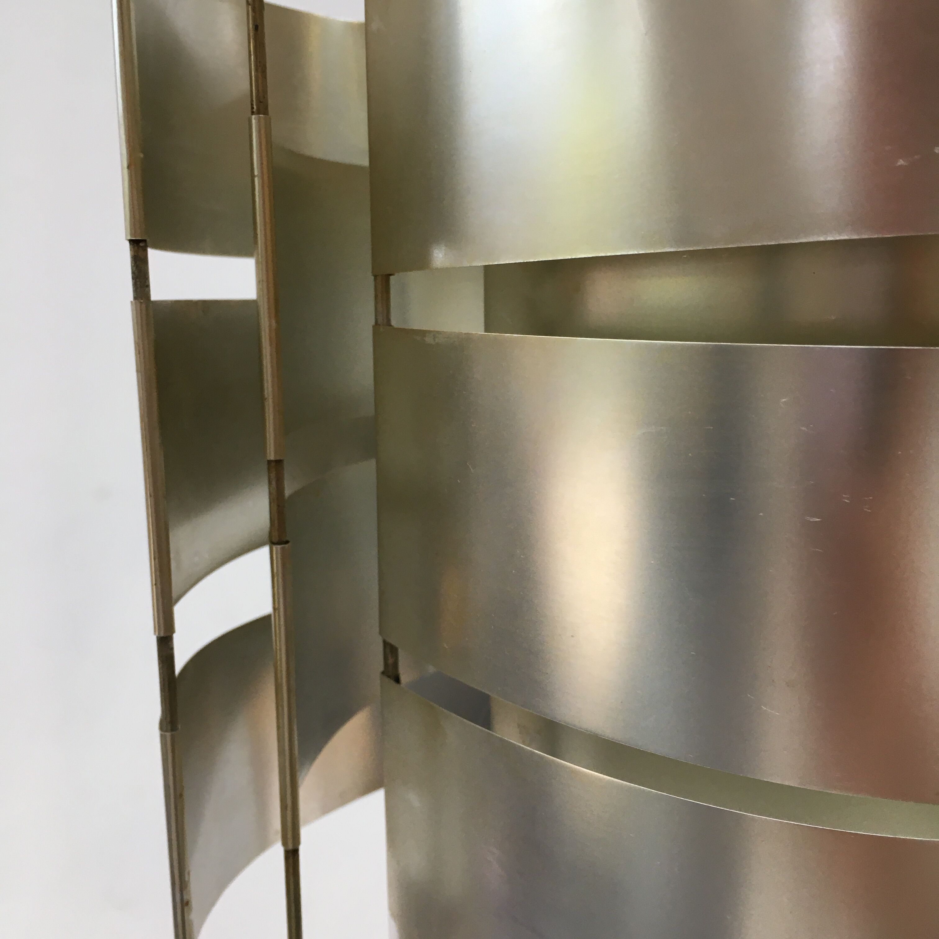 Aluminum suspension by Max Sauze