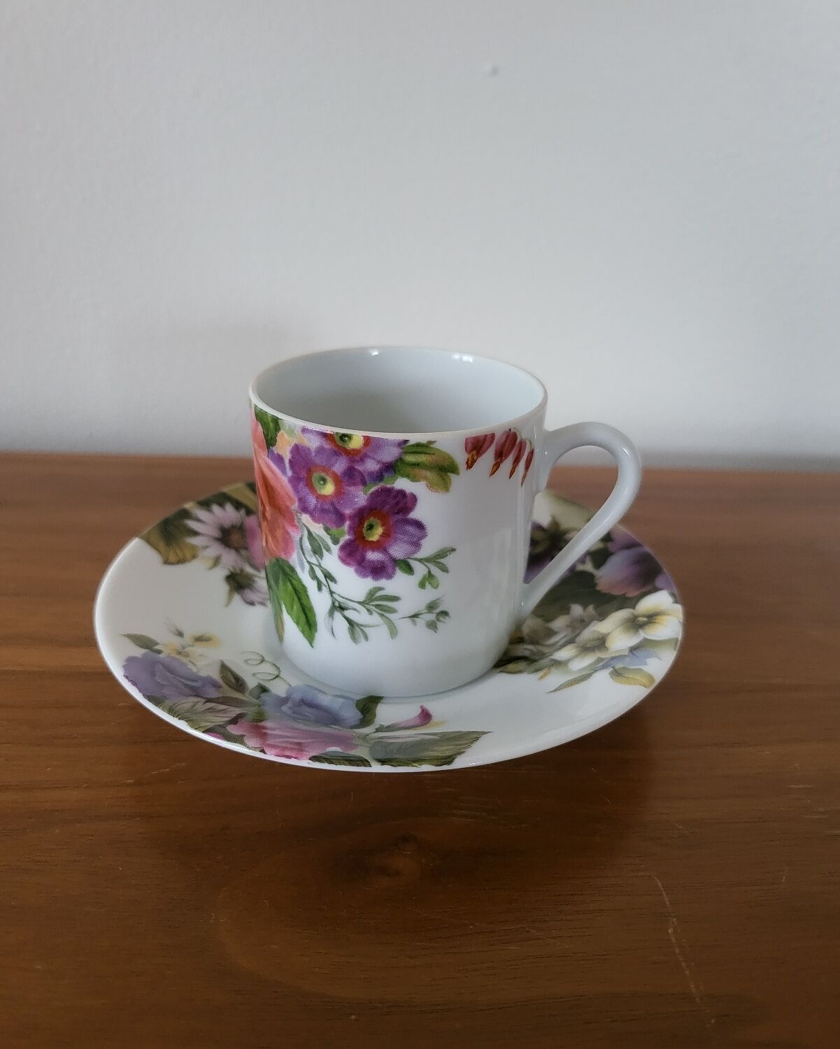 Porcelain Coffee Cup Bill Goldsmith Limoges "Victoria"