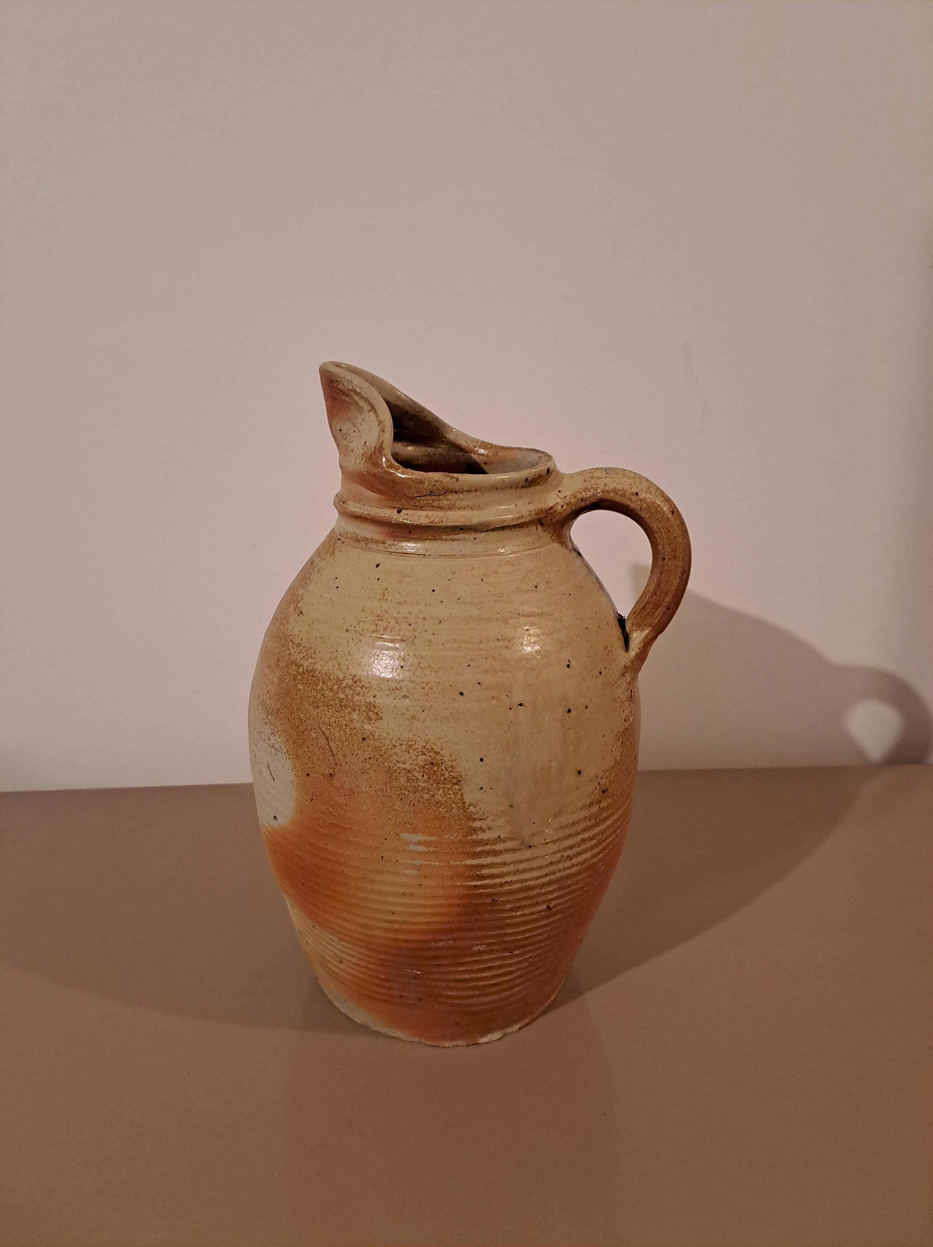 Pichet vintage en grès émaillé