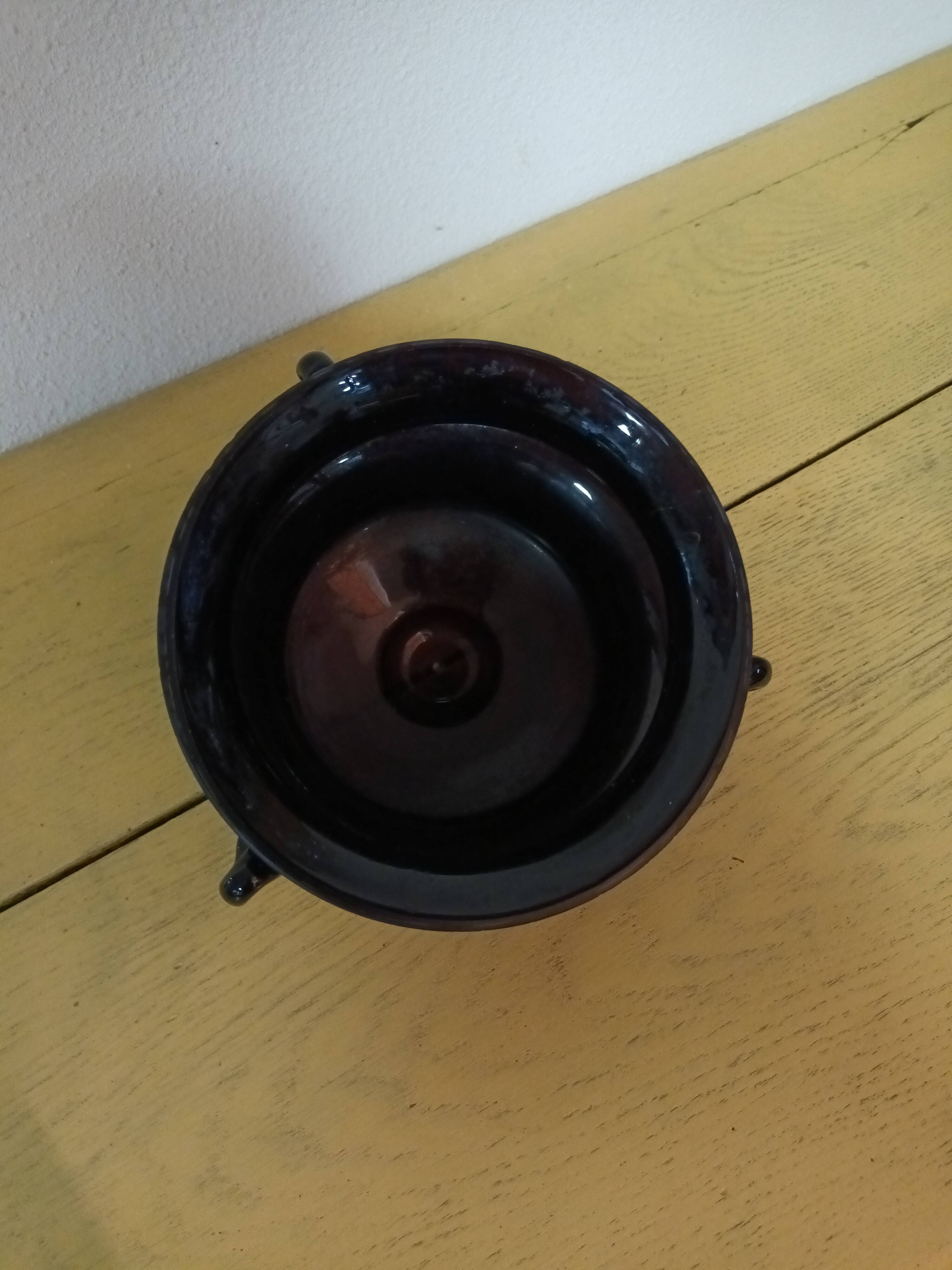 Hanging pot cover