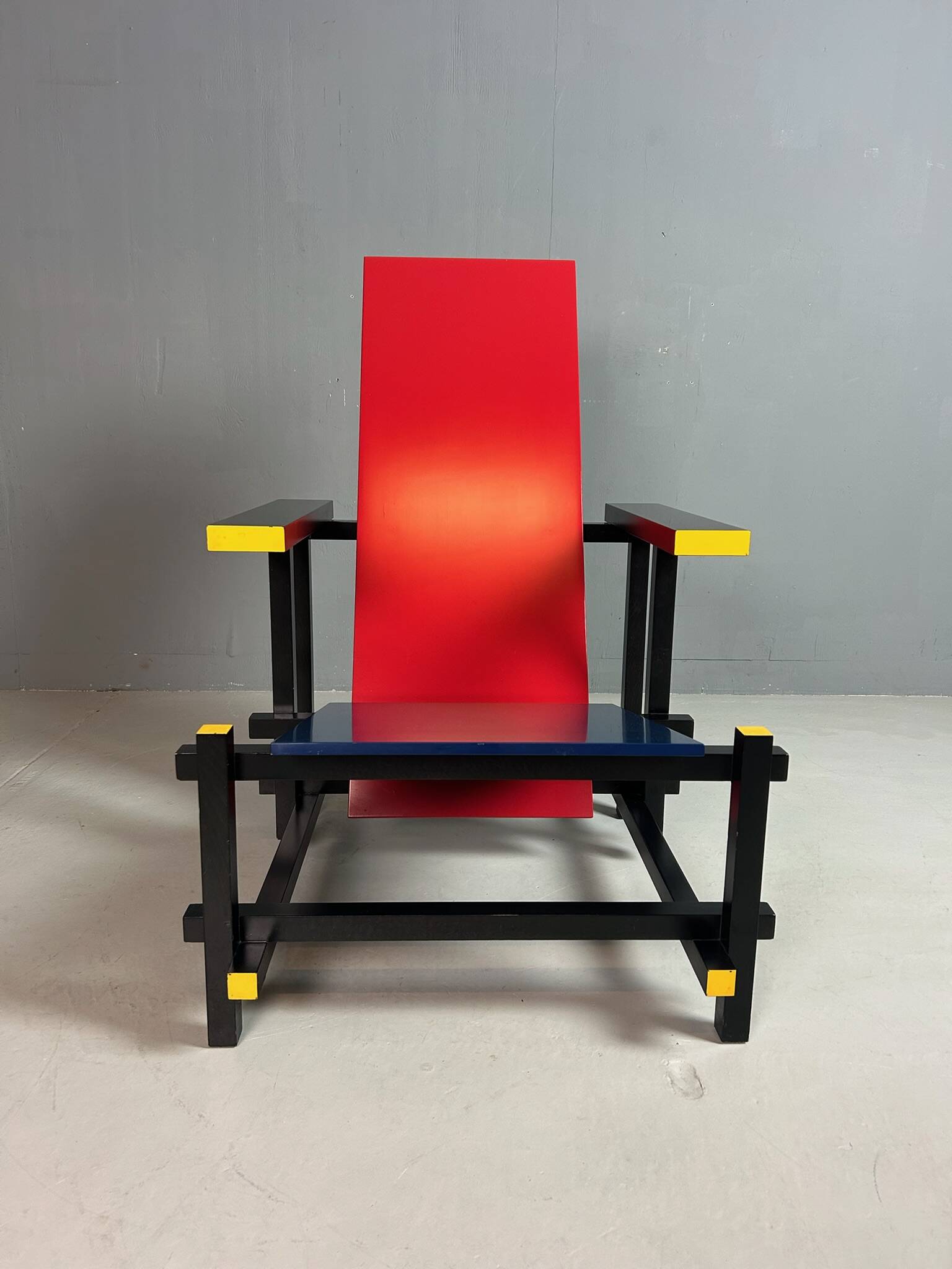 Gerrit Rietveld Red and Blue Chair by Cassina