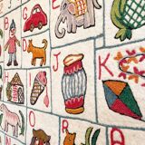 Tapis mural vintage abécédaire