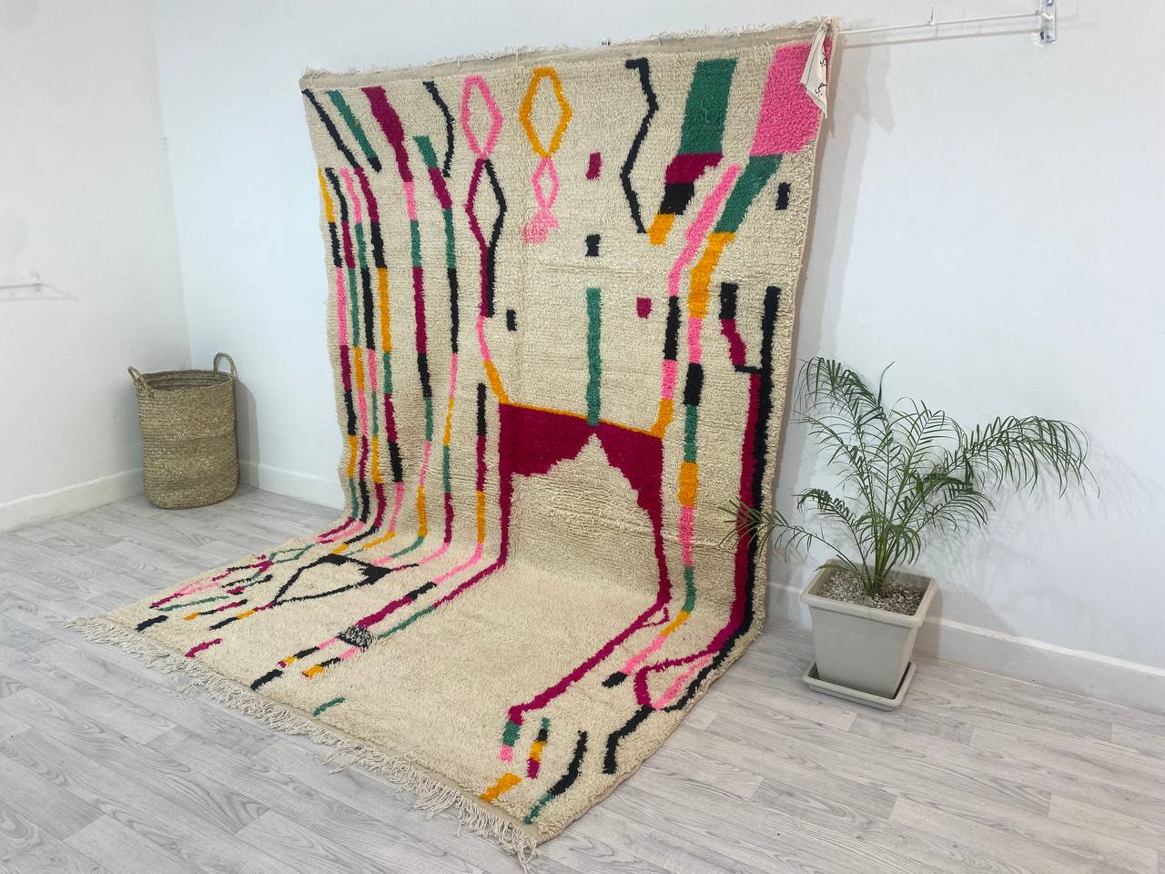 Handmade Moroccan Berber rug 288 x 190 CM