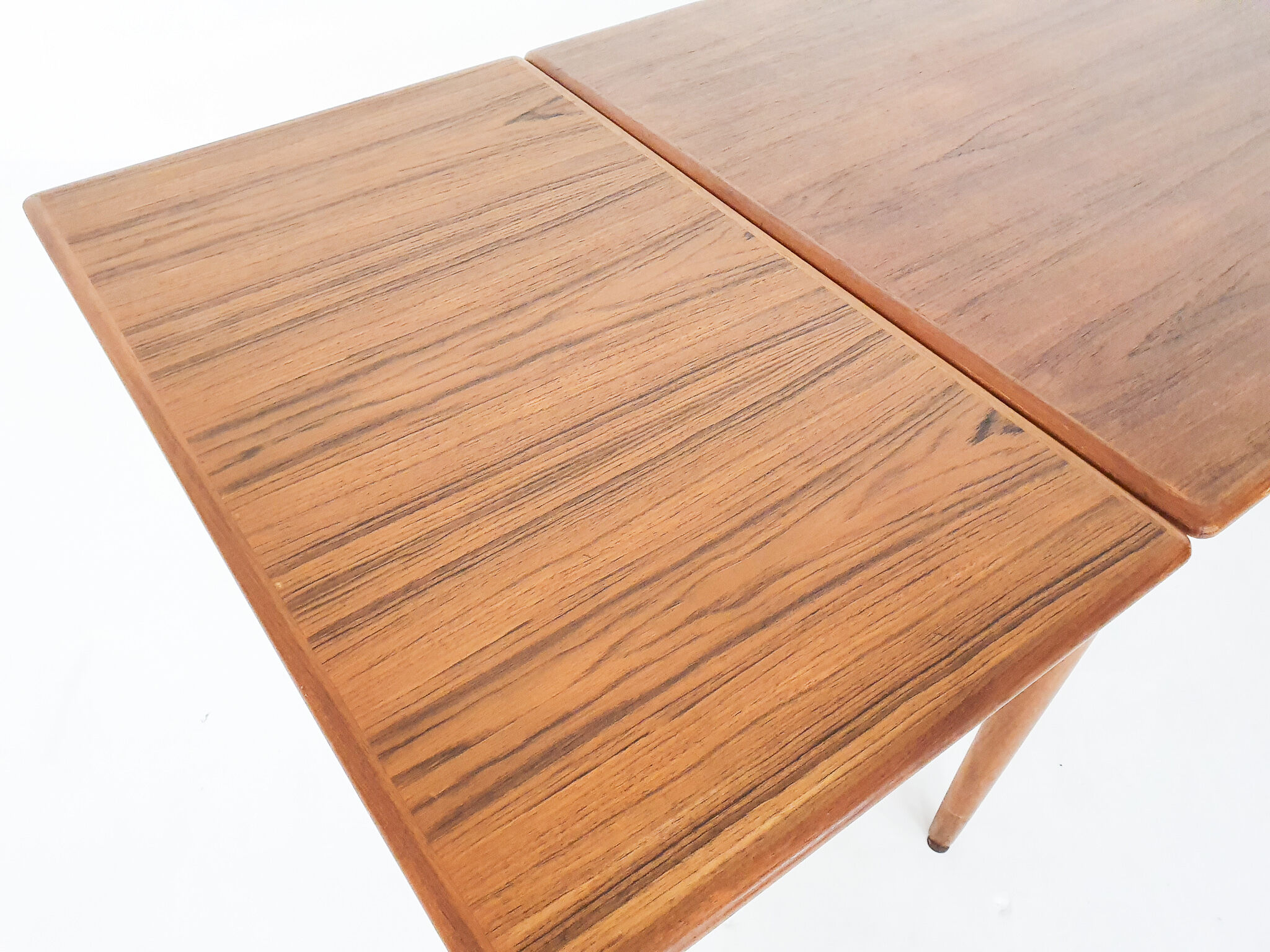 Scandinavian modern teak extendable dining table, 1950's