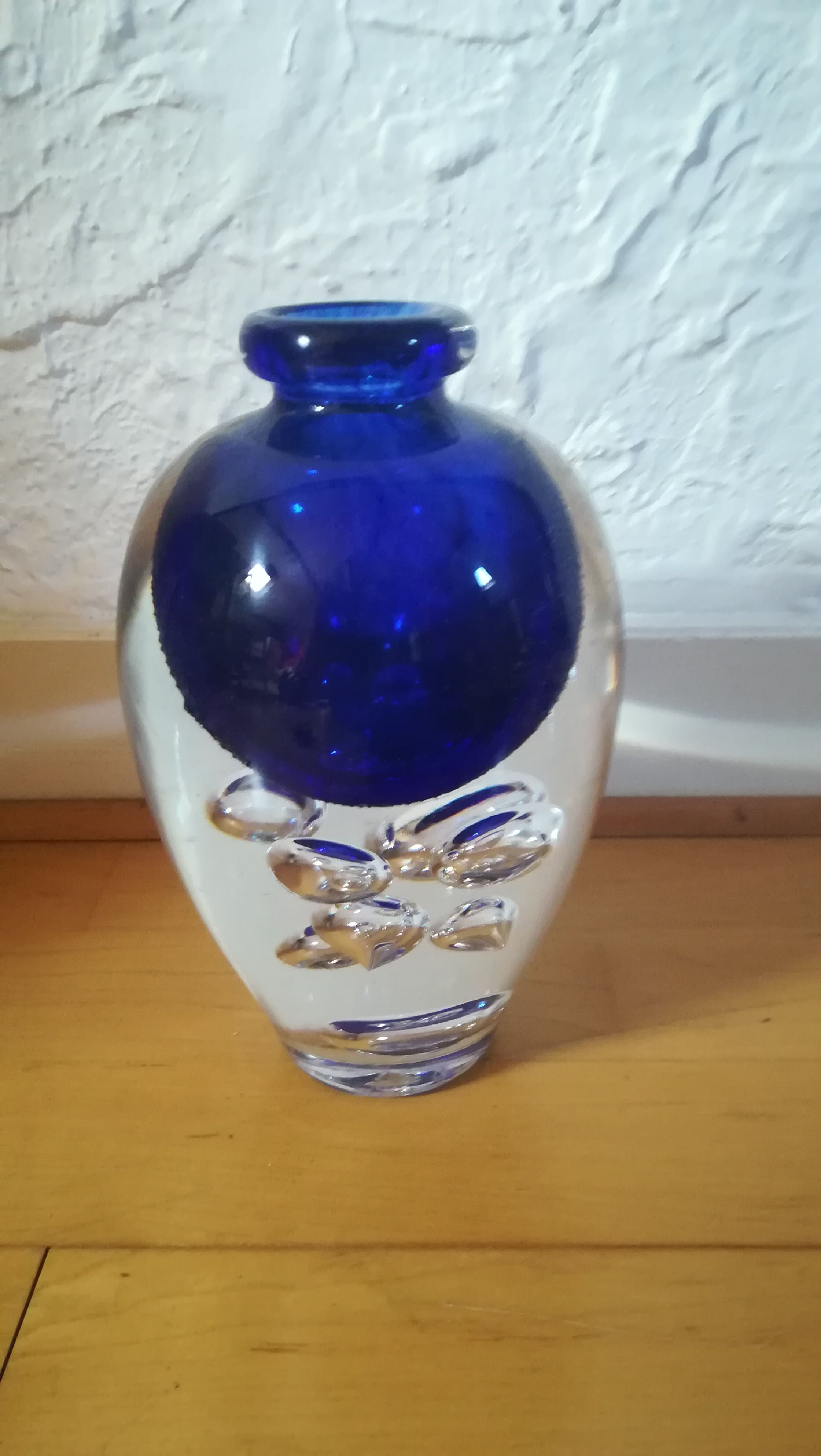 Glass flask blown by Jean Claude Novaro, unique piece.