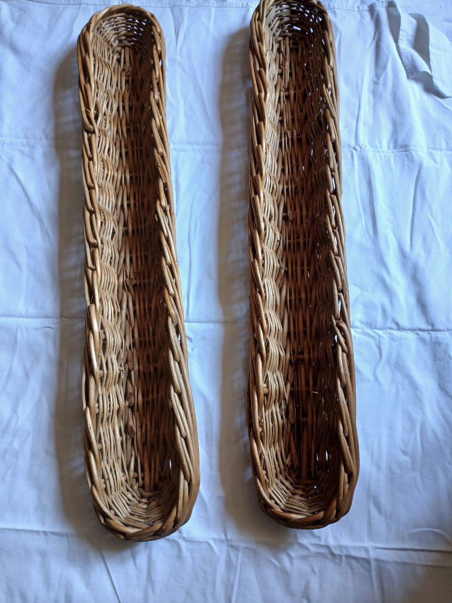 2 baker's baskets