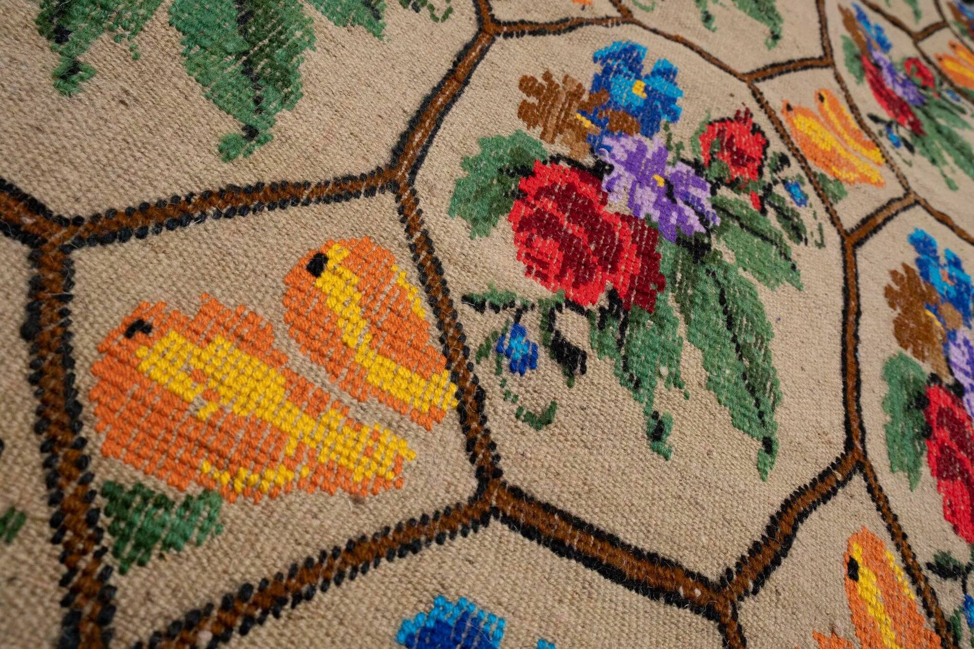 Vintage Turkish kilim handwoven 150x183 cm