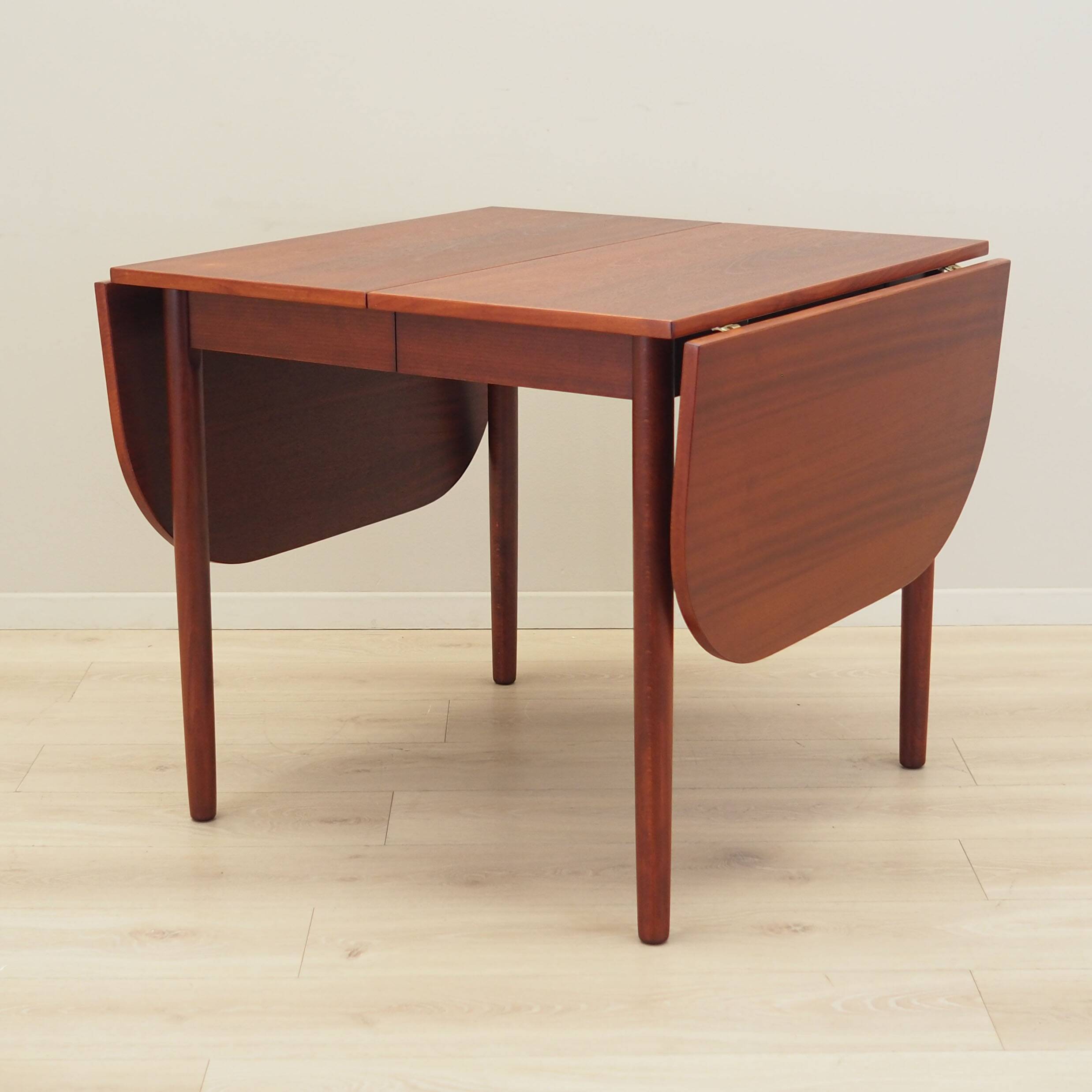Mahogany table, Danish design, 1970s, production: Denmark