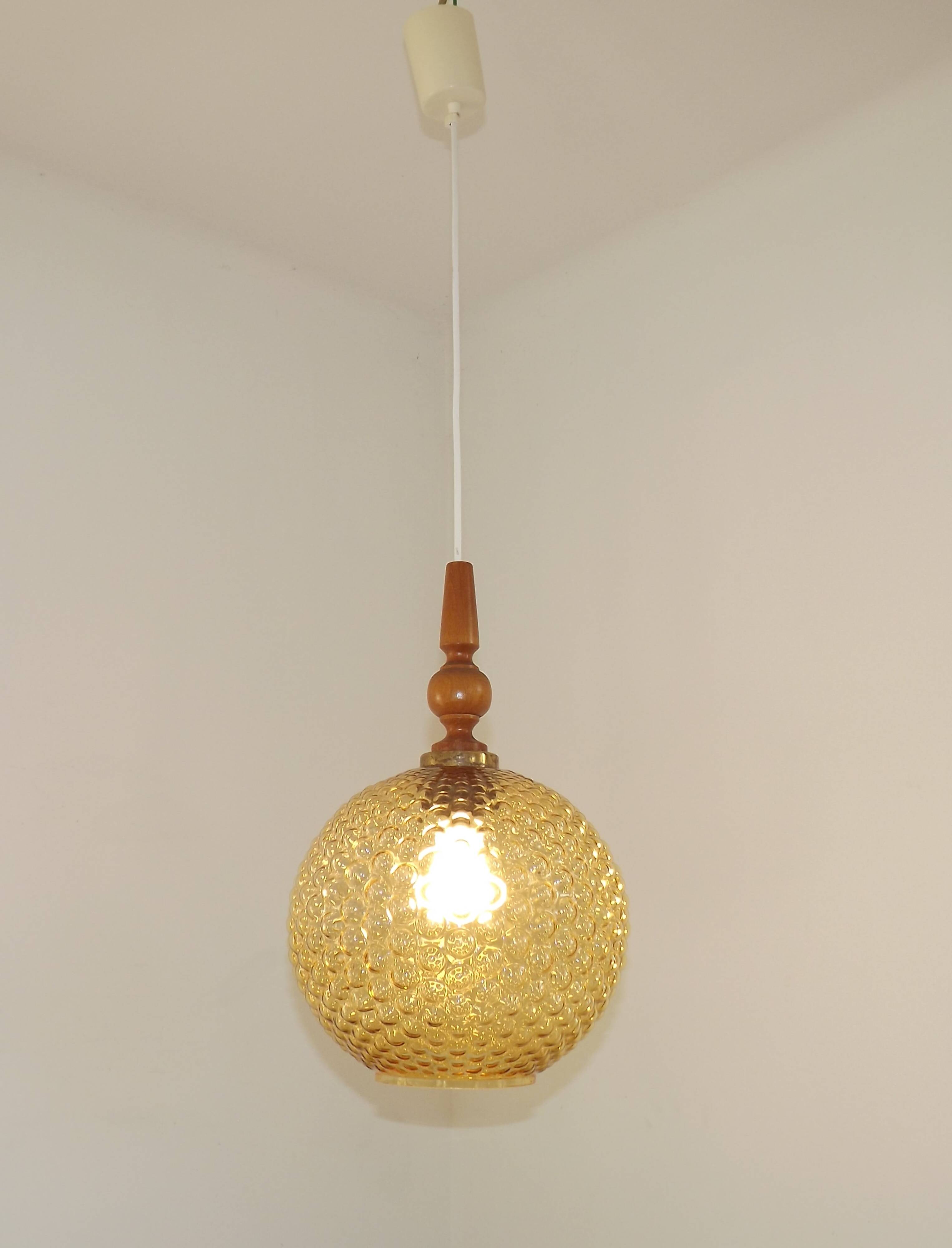 French Vintage Retro Ceiling Light (1960s/70s) Amber Bubble Glass Shade 5115