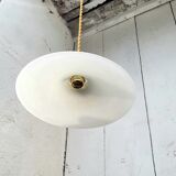 Smooth opaline suspension