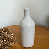 Bottle in white glazed ceramic stoneware M.KM