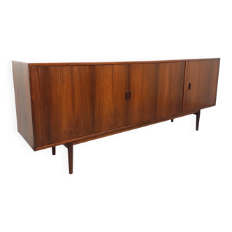 Vintage Scandinavian enfilade by Danish designer Arne Vodder in rosewood.