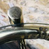 Vintage faux bamboo pedestal table in brass with 2 glass shelves