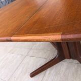 Baumann oval table in solid teak