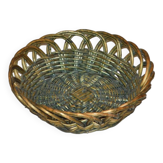 Wicker fruit basket