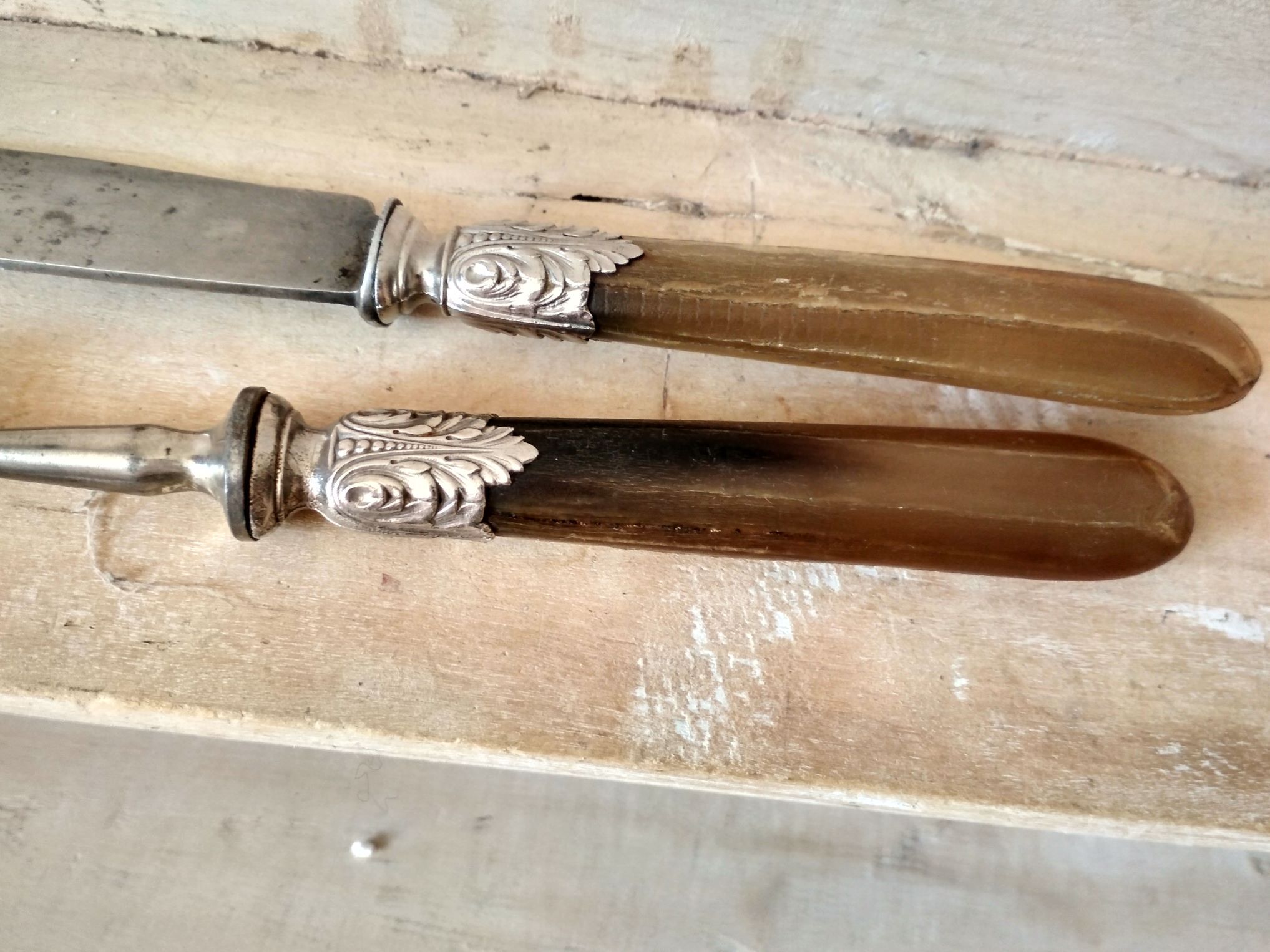 Paire de couverts à découper