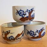 Japanese teapot and its 3 cups