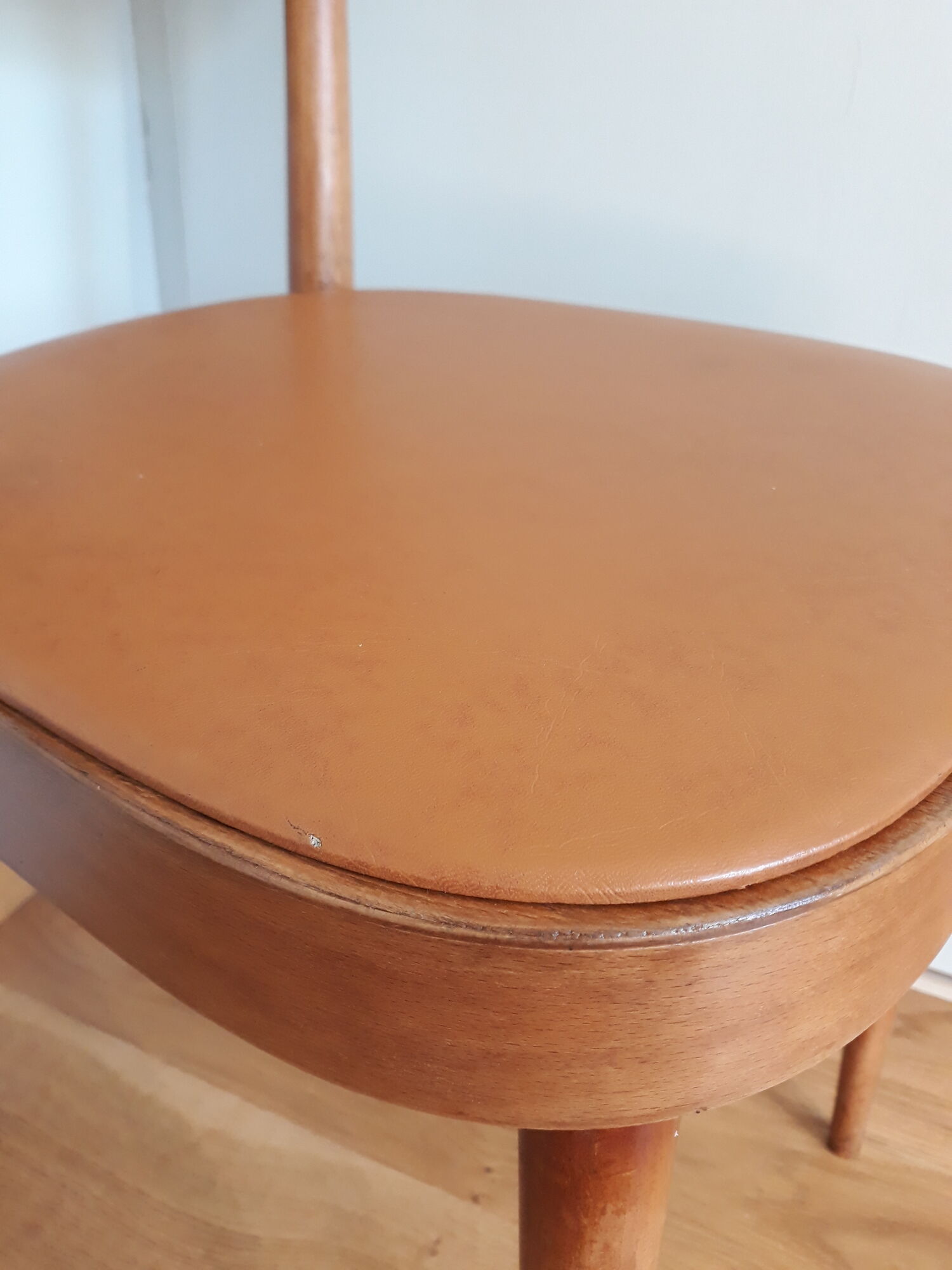 Bistro chair Baumann 1963 curved wood and skaï imitation leather caramel