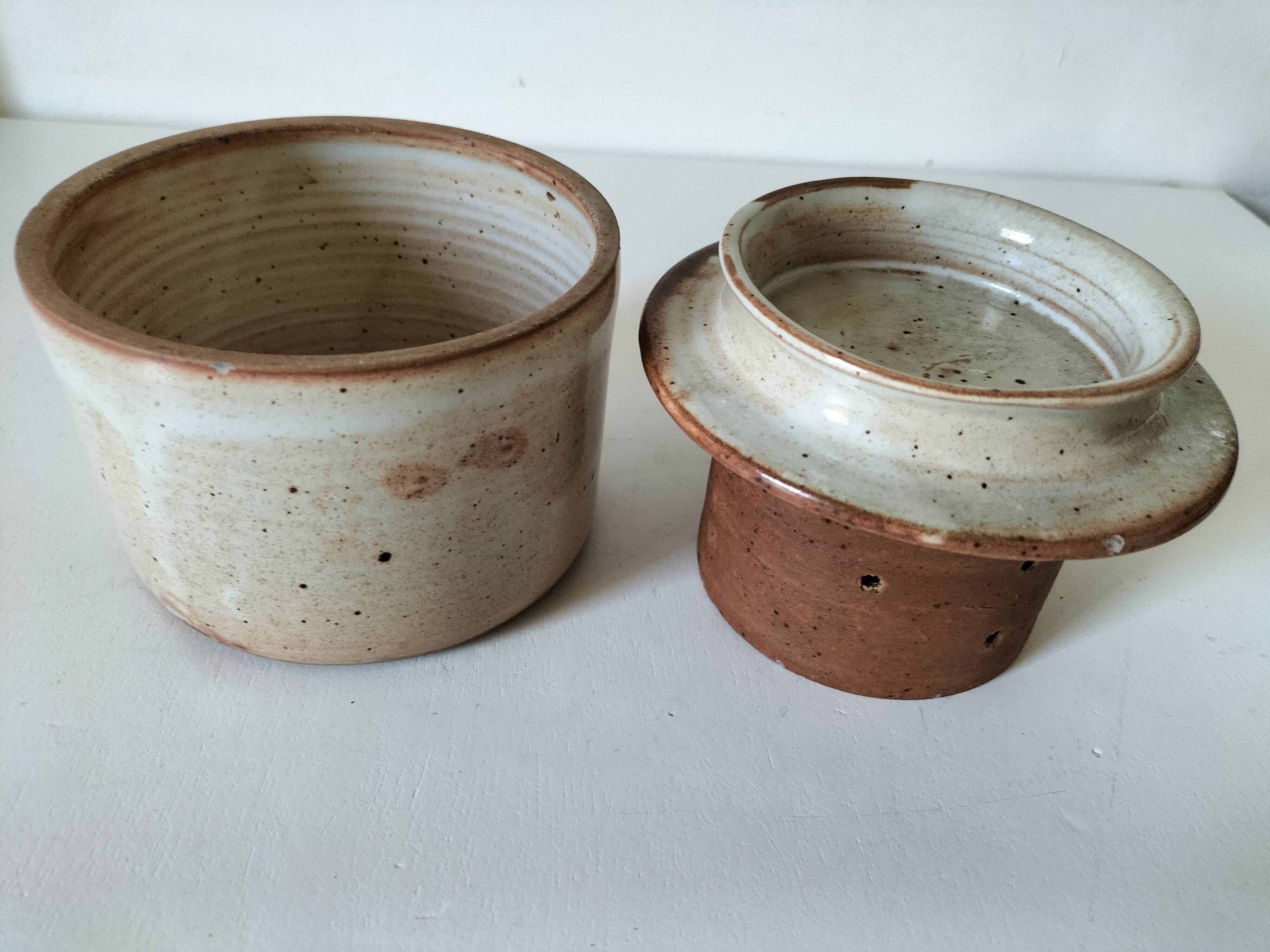 Beurrier à eau en grès artisanal